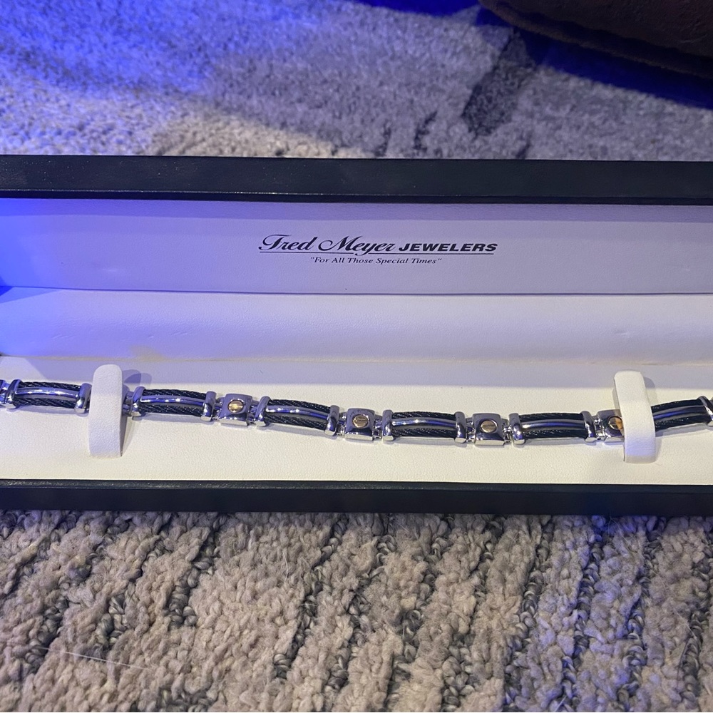 Stainless steel and 14K 8.5 men’s bracelet